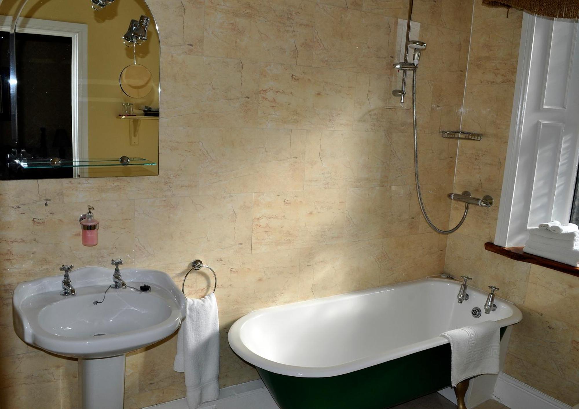 Highfield House Guesthouse Трім Екстер'єр фото